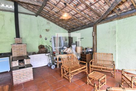 Casa à venda com 660m², 3 quartos e 6 vagasChurrasqueira