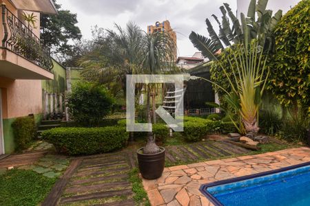 Casa à venda com 660m², 3 quartos e 6 vagasPiscina