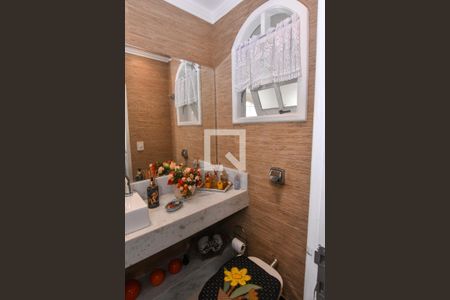 Casa à venda com 660m², 3 quartos e 6 vagasLavabo