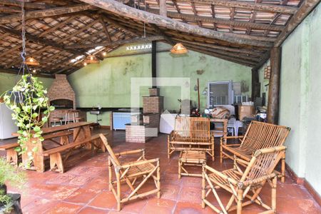 Casa à venda com 660m², 3 quartos e 6 vagasChurrasqueira