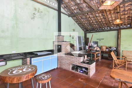 Casa à venda com 660m², 3 quartos e 6 vagasChurrasqueira