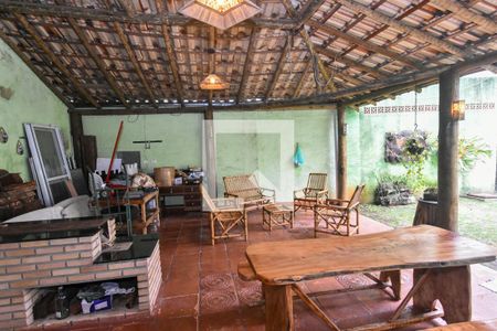 Casa à venda com 660m², 3 quartos e 6 vagasChurrasqueira