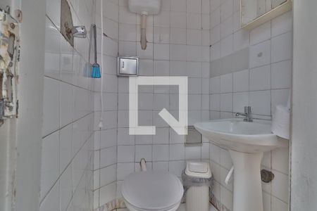 Casa à venda com 107m², 3 quartos e 2 vagasBanheiro de Serviço