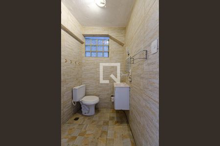 Casa para alugar com 150m², 3 quartos e 1 vaga Casa para alugar com 150m², 3 quartos e 1 vagaBanheiro de Serviço