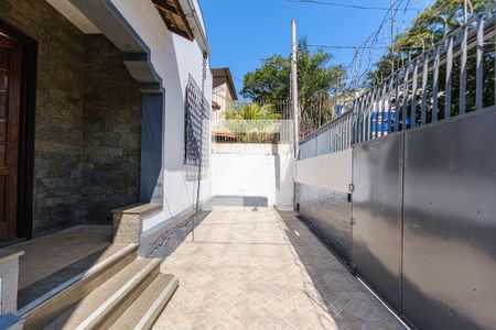 Casa para alugar com 150m², 3 quartos e 1 vaga Casa para alugar com 150m², 3 quartos e 1 vagaQuintal