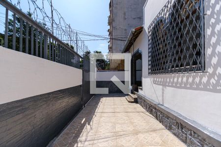 Casa para alugar com 150m², 3 quartos e 1 vaga Casa para alugar com 150m², 3 quartos e 1 vagaQuintal