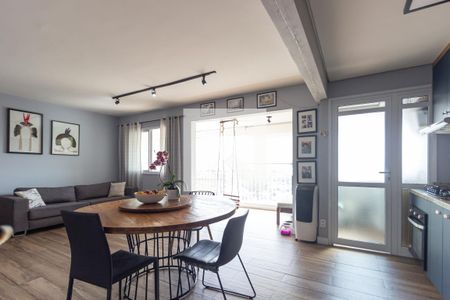 Apartamento à venda com 78m², 2 quartos e 1 vagaSala e Cozinha