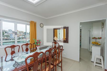 Casa à venda com 450m², 3 quartos e 8 vagasCopa