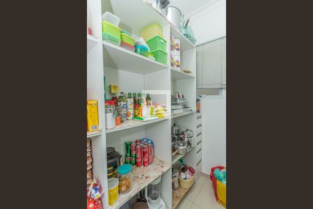 Casa à venda com 450m², 3 quartos e 8 vagasDespensa