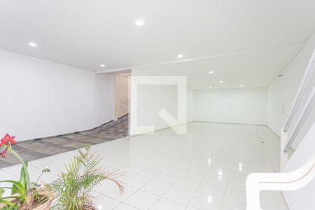 Casa à venda com 450m², 3 quartos e 8 vagasSalão de festas