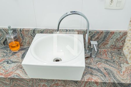 Casa à venda com 450m², 3 quartos e 8 vagasBanheiro suite 3