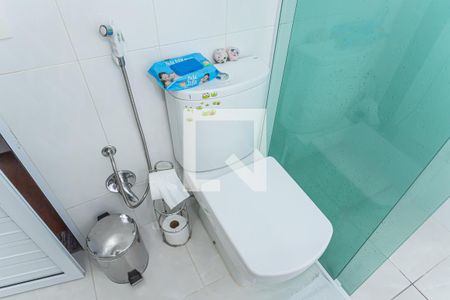 Casa à venda com 450m², 3 quartos e 8 vagasBanheiro suite 2