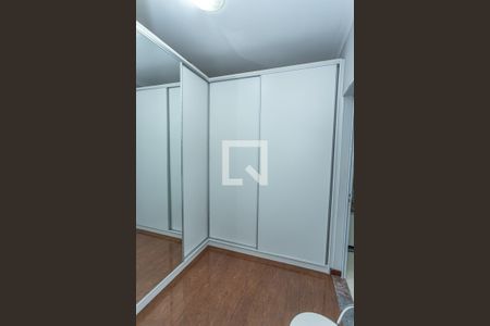 Closet suite 1 de casa à venda com 3 quartos, 450m² em Vila Primavera, São Paulo