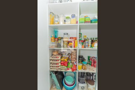 Casa à venda com 450m², 3 quartos e 8 vagasDespensa