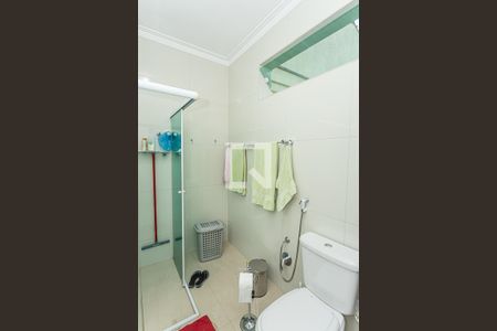 Casa à venda com 450m², 3 quartos e 8 vagasBanheiro suite 1