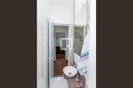 Casa à venda com 450m², 3 quartos e 8 vagasLavabo