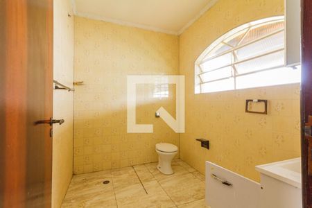Casa à venda com 218m², 3 quartos e 3 vagasBanheiro do Quarto 3