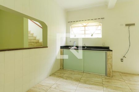 Casa à venda com 218m², 3 quartos e 3 vagasCozinha