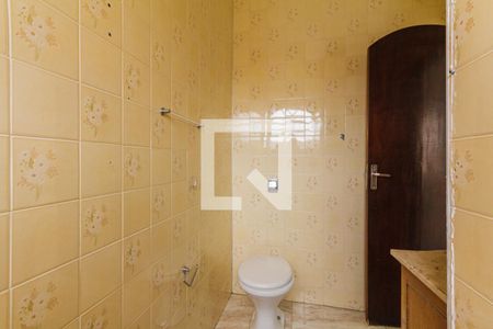Casa à venda com 218m², 3 quartos e 3 vagasBanheiro 2