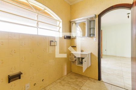 Casa à venda com 218m², 3 quartos e 3 vagasBanheiro do Quarto 3