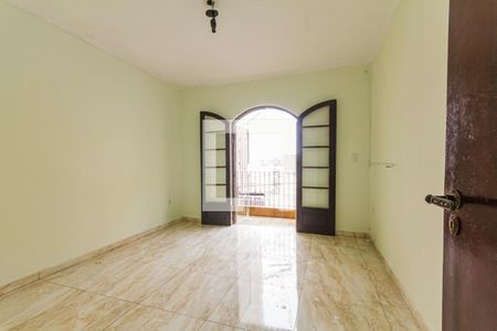 Casa à venda com 218m², 3 quartos e 3 vagasQuarto 2