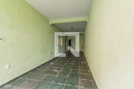 Garagem de casa à venda com 3 quartos, 218m² em Vila Guarani, Mauá