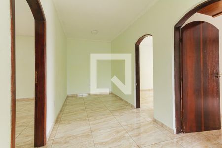 Casa à venda com 218m², 3 quartos e 3 vagasCorredor Quartos