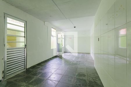Casa à venda com 218m², 3 quartos e 3 vagasÁrea de Serviço