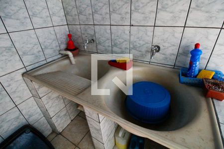 Casa à venda com 280m², 4 quartos e 5 vagas Casa à venda com 280m², 4 quartos e 5 vagasLavanderia