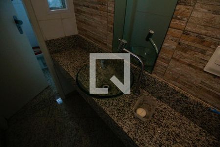 Lavabo de casa para alugar com 4 quartos, 280m² em Cidade Mãe do Céu, São Paulo