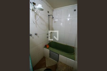 Casa à venda com 280m², 4 quartos e 5 vagas Casa à venda com 280m², 4 quartos e 5 vagasBanheiro da Suíte 2