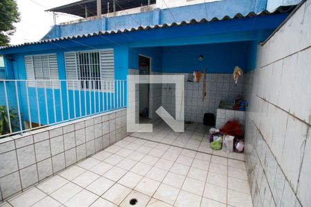 Casa à venda com 280m², 4 quartos e 5 vagas Casa à venda com 280m², 4 quartos e 5 vagasLavanderia