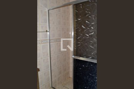 banheiro suíte de apartamento para alugar com 2 quartos, 80m² em Centro, Nilópolis