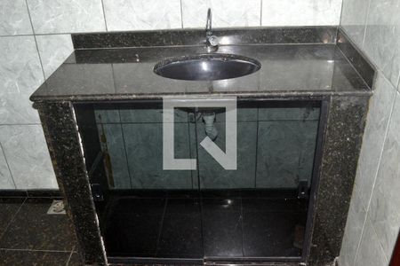 Apartamento para alugar com 80m², 2 quartos e sem vagabanheiro