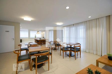Apartamento à venda com 67m², 2 quartos e 1 vaga Apartamento à venda com 67m², 2 quartos e 1 vagaÁrea comum - Salão de festas