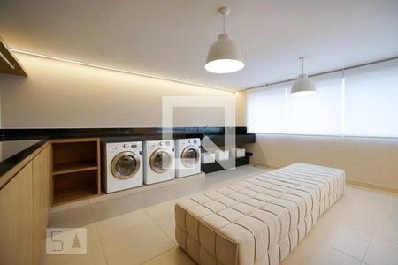 Apartamento à venda com 67m², 2 quartos e 1 vaga Apartamento à venda com 67m², 2 quartos e 1 vagaÁrea comum - Lavanderia