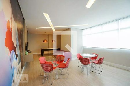 Apartamento à venda com 67m², 2 quartos e 1 vaga Apartamento à venda com 67m², 2 quartos e 1 vagaÁrea comum - Salão de jogos