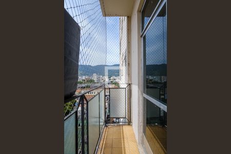 Apartamento à venda com 67m², 2 quartos e 3 vagasSala Varanda