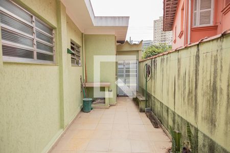 Casa à venda com 210m², 3 quartos e 2 vagasQuintal