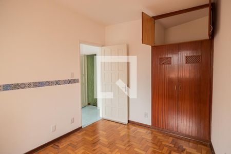 Casa à venda com 210m², 3 quartos e 2 vagasQuarto Edícula