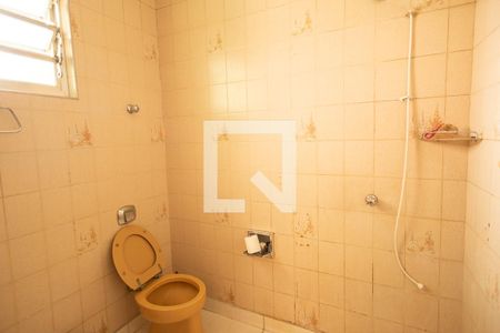 Casa à venda com 210m², 3 quartos e 2 vagasBanheiro