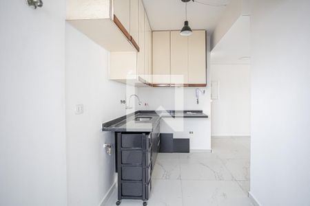 Apartamento à venda com 106m², 4 quartos e 1 vaga Apartamento à venda com 106m², 4 quartos e 1 vagaCozinha e Área de Serviço