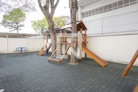 Apartamento à venda com 106m², 4 quartos e 1 vaga Apartamento à venda com 106m², 4 quartos e 1 vagaÁrea Comum - Playground