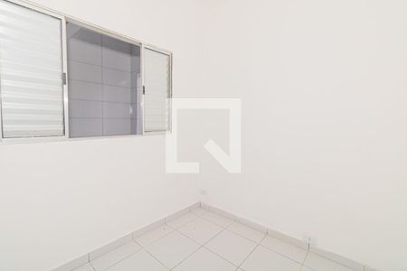 Quarto 2 de casa para alugar com 2 quartos, 70m² em Vila Constança, São Paulo