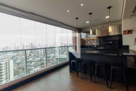 Apartamento à venda com 157m², 3 quartos e 5 vagasVaranda