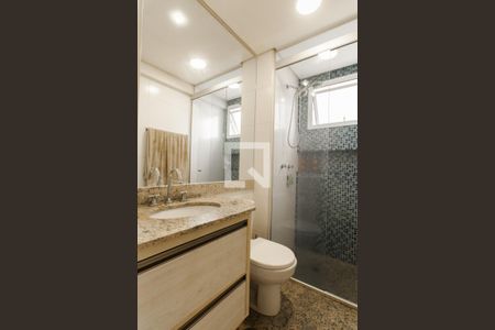 Apartamento à venda com 157m², 3 quartos e 5 vagasBanheiro do quarto 3