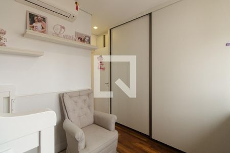 Apartamento à venda com 157m², 3 quartos e 5 vagasQuarto 2