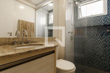 Apartamento à venda com 157m², 3 quartos e 5 vagasBanheiro do quarto 3