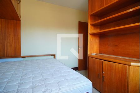 Quarto 1 de apartamento para alugar com 3 quartos, 135m² em Petrópolis, Porto Alegre