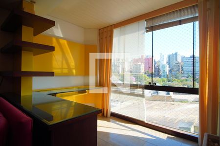 Sala de apartamento para alugar com 3 quartos, 135m² em Petrópolis, Porto Alegre